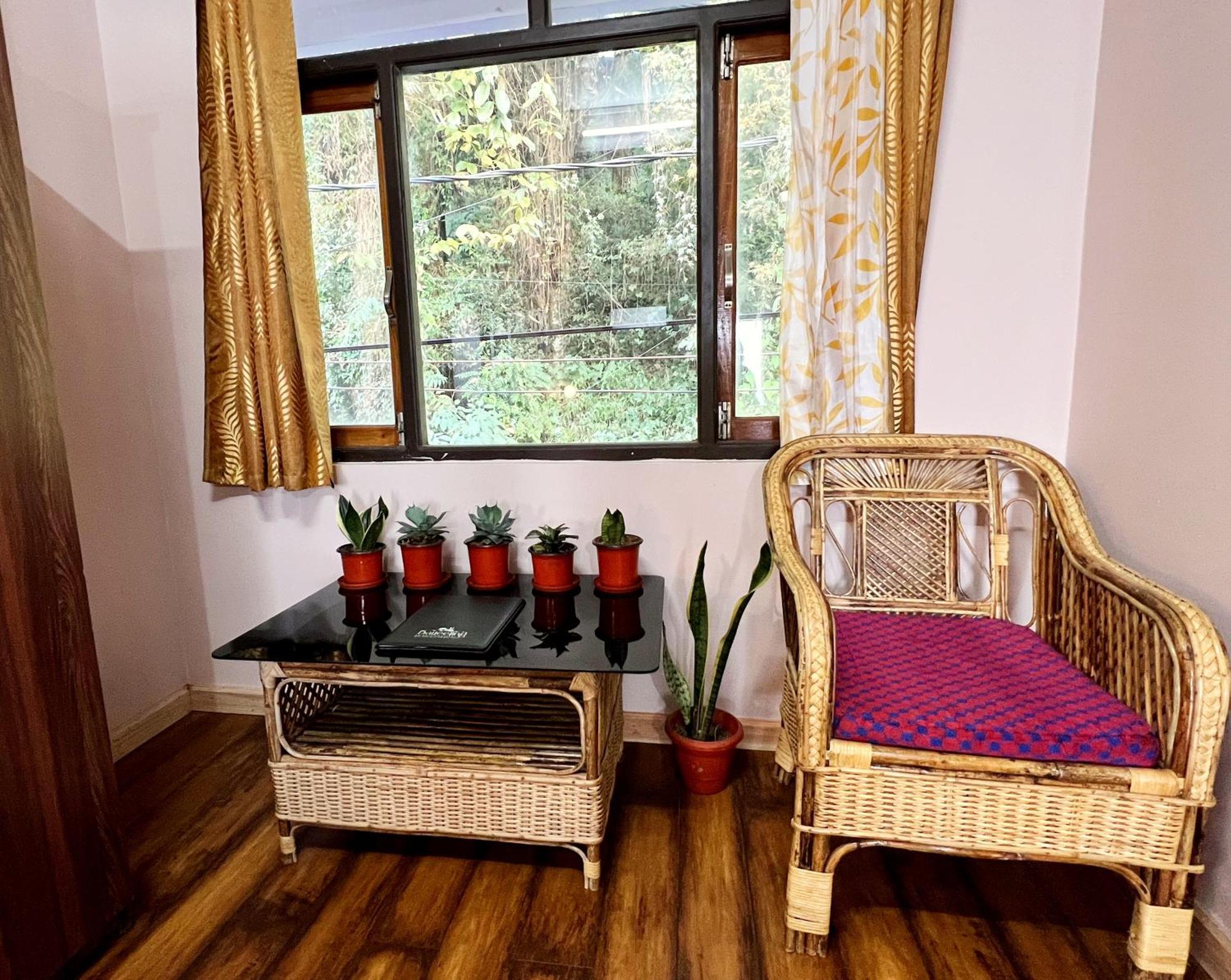 Darjeeling Heights - A Boutique Mountain View Homestay Bilik gambar